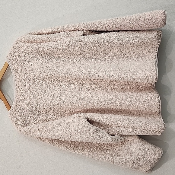 Old Navy Beige Sherpa Jacket - Picture 8 of 9